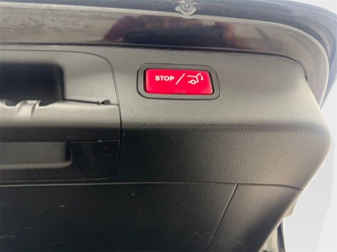 Used 2020 Mercedes-Benz GLC 300 image 79