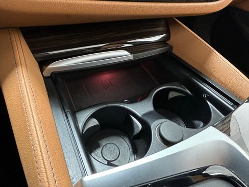 Used 2023 BMW 540i xDrive w/ M Sport Package image 21