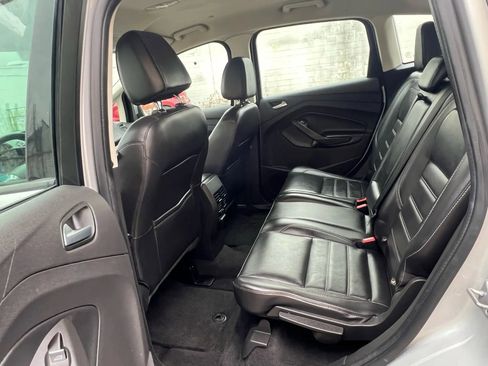 Used 2017 Ford C-MAX SE w/ Equipment Group 202A FWD image 28