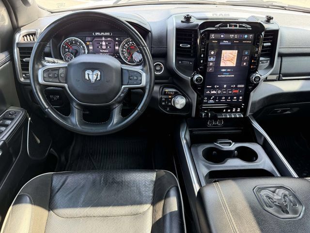 Used 2023 RAM 1500 Laramie AWD/4WD image 18