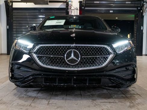 New 2026 Mercedes-Benz E 350 4MATIC Sedan image 2
