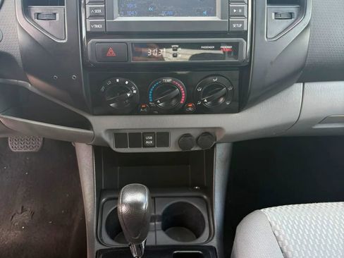 Used 2013 Toyota Tacoma PreRunner w/ Convenience Pkg RWD image 11