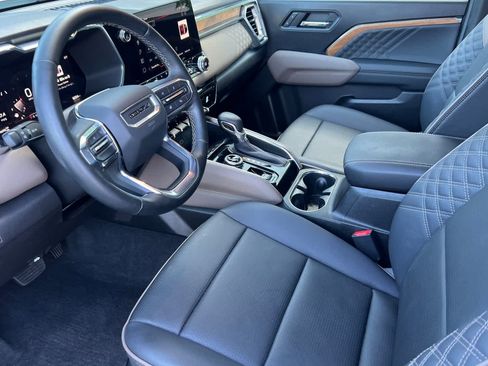 Used 2024 GMC Canyon Denali AWD/4WD image 5