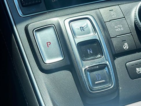 Used 2023 Hyundai Santa Fe Calligraphy image 17