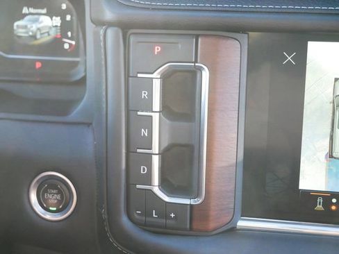 Used 2023 GMC Yukon XL Denali Ultimate image 22