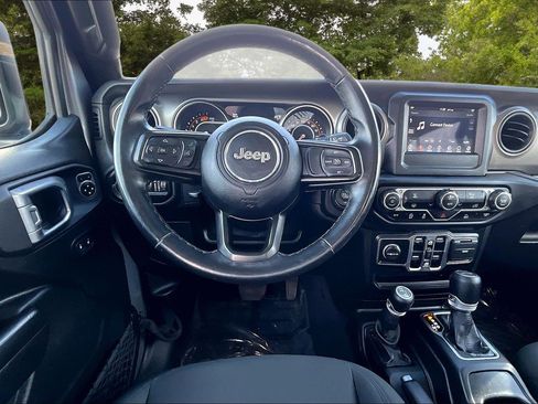 Used 2021 Jeep Wrangler Unlimited Sport image 8