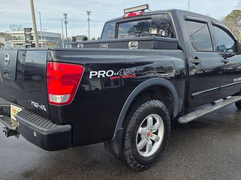 Used 2010 Nissan Titan PRO-4X w/ Pro-4x Leather Pkg image 5