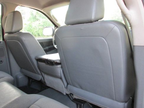 Used 2008 Dodge Ram 1500 Truck ST image 22