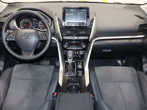 Used 2023 Mitsubishi Eclipse Cross SE image 32