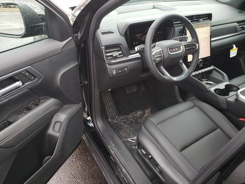 New 2026 GMC Terrain Elevation image 11