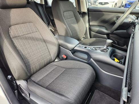 Used 2023 Honda HR-V LX image 14