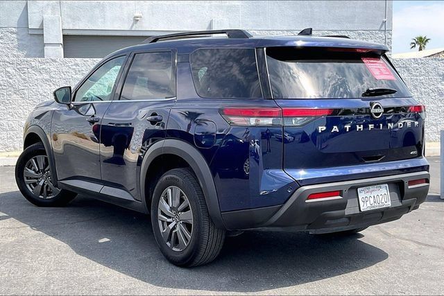 Certified 2025 Nissan Pathfinder SV AWD/4WD image 10