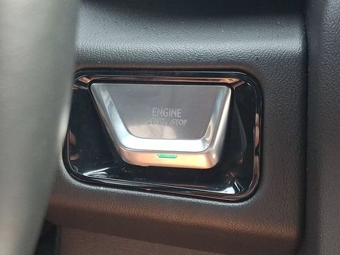 Certified 2025 GMC Yukon XL Denali AWD/4WD image 26