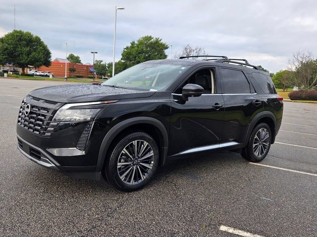 New 2026 Nissan Pathfinder Platinum FWD image 3