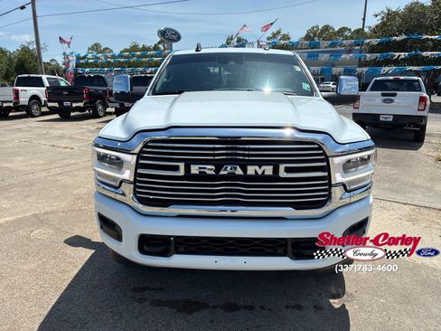 Used 2024 RAM 2500 Laramie w/ Safety Group AWD/4WD image 4