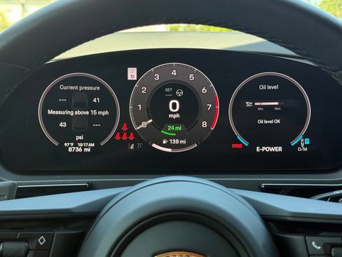 Used 2025 Porsche Cayenne S AWD/4WD image 16