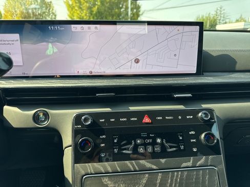 New 2026 Genesis GV80 3.5T Prestige image 24