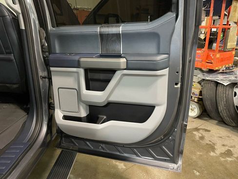 Used 2022 Ford F350 Limited image 21