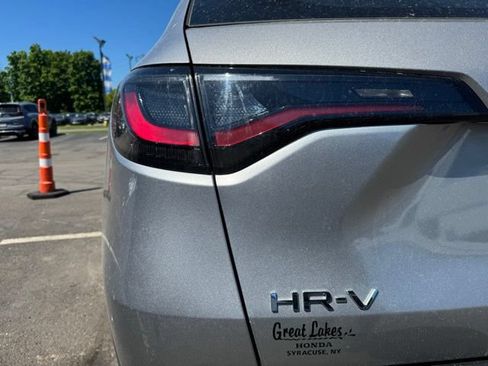 Used 2024 Honda HR-V LX image 6