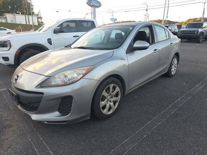 Used 2013 MAZDA MAZDA3 i SV w/ Convenience Pkg