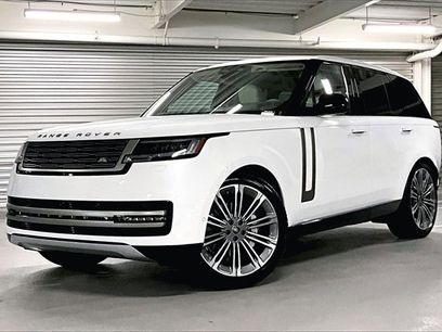 New 2025 Land Rover Range Rover SE