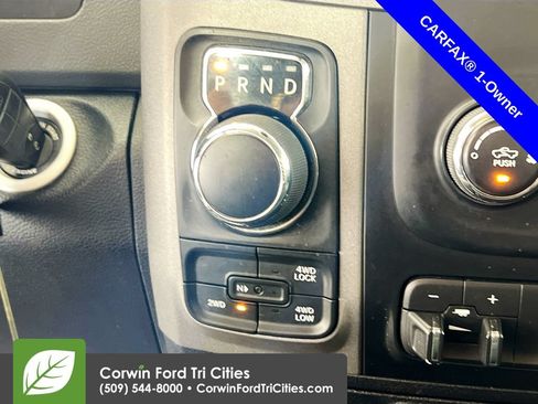 Used 2016 RAM 1500 Express w/ Black Ram 1500 Express Group AWD/4WD image 10