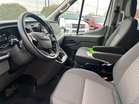 Used 2021 Ford Transit 350 XLT image 18