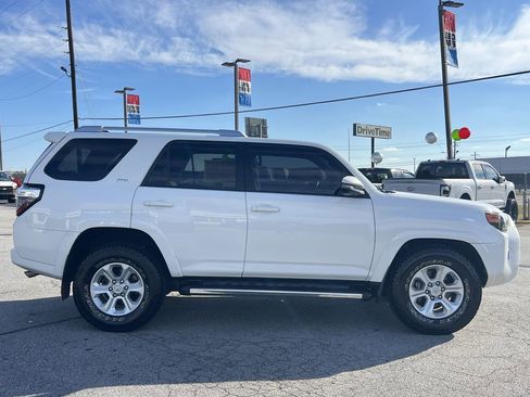 Used 2017 Toyota 4Runner SR5 Premium image 27