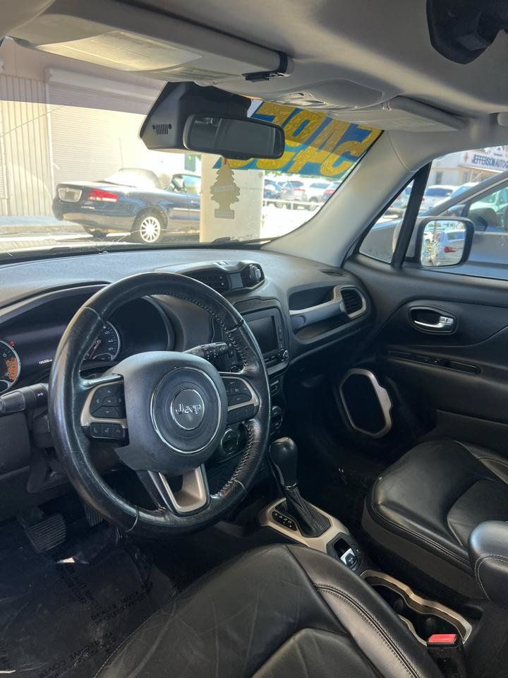 Used 2017 Jeep Renegade Limited FWD image 8