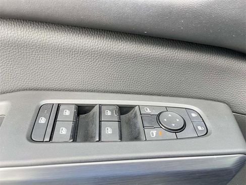 Used 2024 Nissan Pathfinder Rock Creek image 11