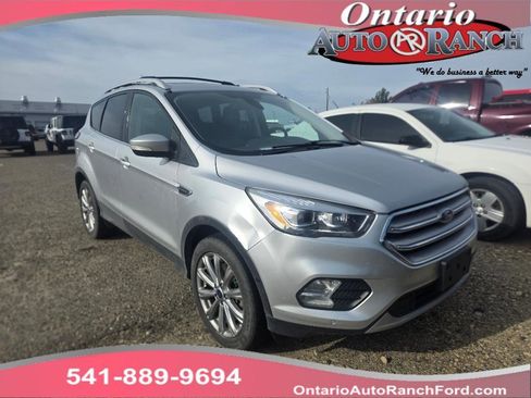 Used 2018 Ford Escape Titanium image 1