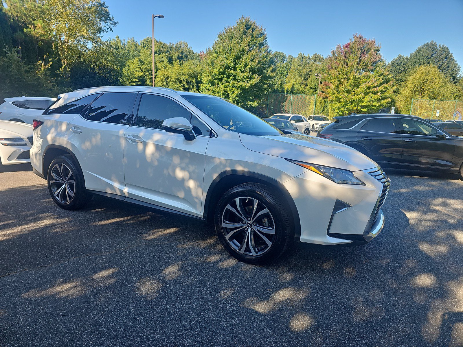 Used 2018 Lexus RX 350L FWD image 3