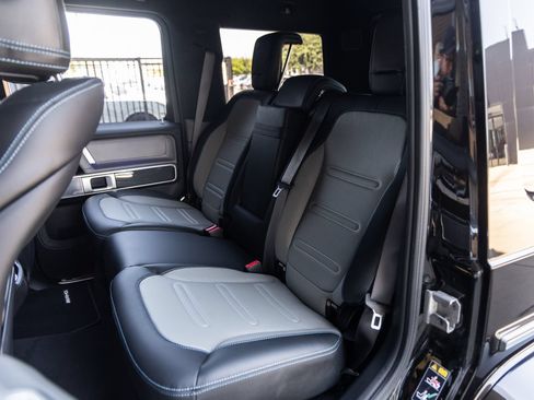 Used 2025 Mercedes-Benz G 580 w/ EQ Technology image 32