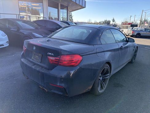 Used 2016 BMW M4 Convertible image 4