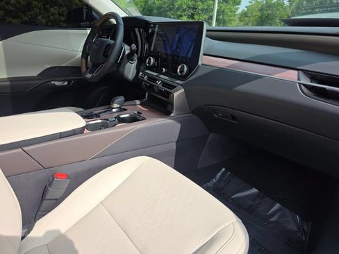 Used 2025 Lexus RX 350 Premium Plus w/ Convenience Package FWD image 9