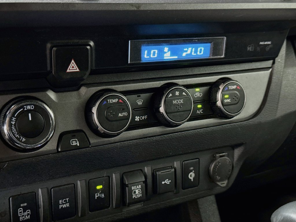 Used 2023 Toyota Tacoma TRD Off-Road w/ Technology Package AWD/4WD image 15