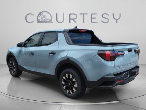 New 2027 Hyundai Santa Cruz SE FWD image 3