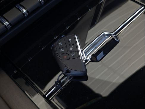 New 2026 GMC Yukon XL Denali Ultimate AWD/4WD image 28