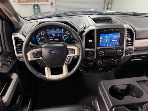 Used 2019 Ford F250 Lariat AWD/4WD image 24