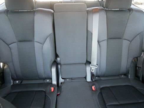 Used 2019 Subaru Ascent Premium image 13