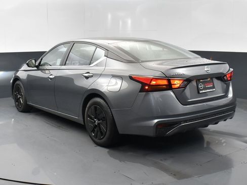 Used 2024 Nissan Altima 2.5 S image 6