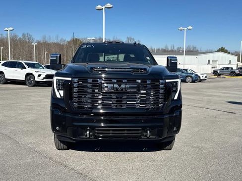 New 2026 GMC Sierra 3500 Denali Ultimate image 9