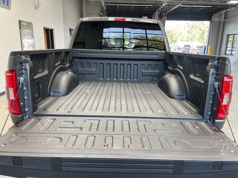 Used 2022 Ford F150 XLT w/ Equipment Group 302A High image 9