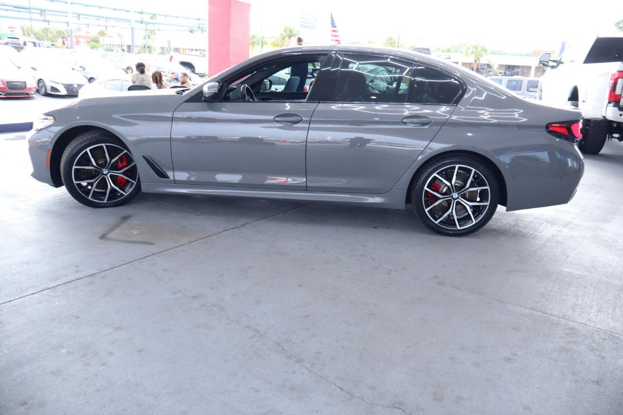 Used 2021 BMW 540i w/ M Sport Package RWD image 10
