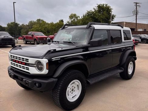 Used 2025 Ford Bronco Heritage Edition AWD/4WD image 3