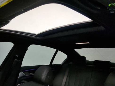 Used 2023 BMW 530i w/ M Sport Package RWD image 74