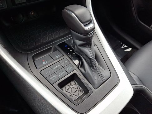 Certified 2023 Toyota RAV4 XLE Premium AWD/4WD image 13