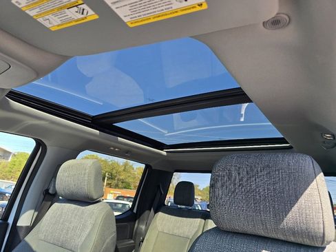 Used 2022 Ford F150 XLT w/ Equipment Group 301A Mid image 6