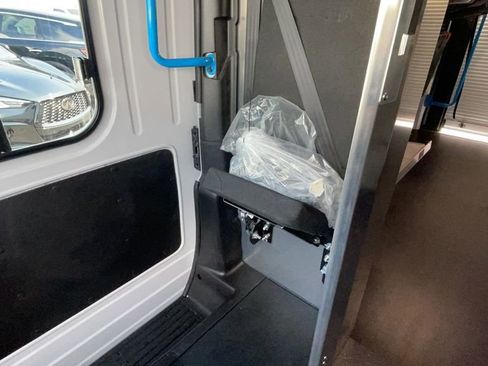 New 2024 RAM ProMaster 3500 w/ Delivery Van Package image 16