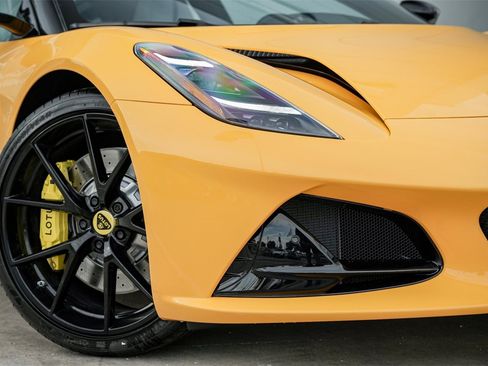 New 2025 Lotus Emira image 3